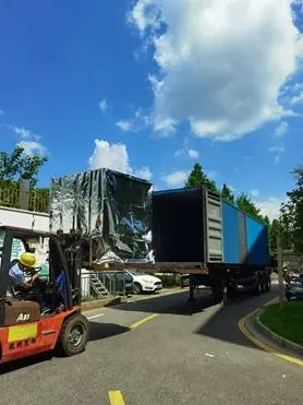 Vacuum-sealed aluminized barrier film protection before container loading